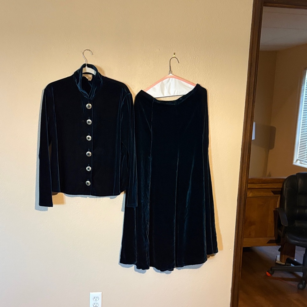 Vintage Double D Ranch Midnight Blue Velvet Ensemble